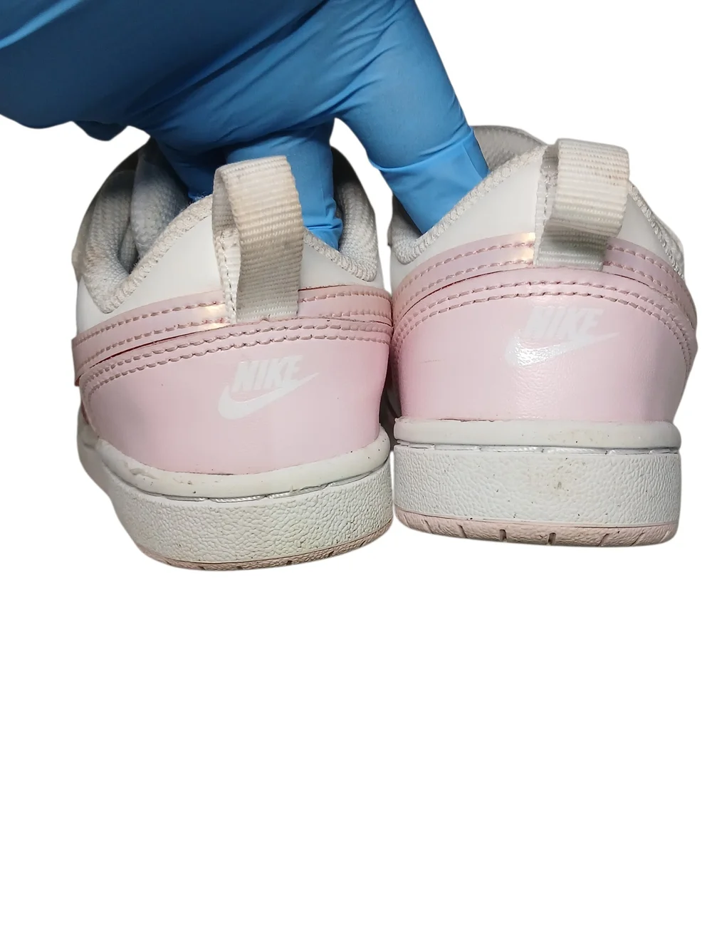Nike classic low